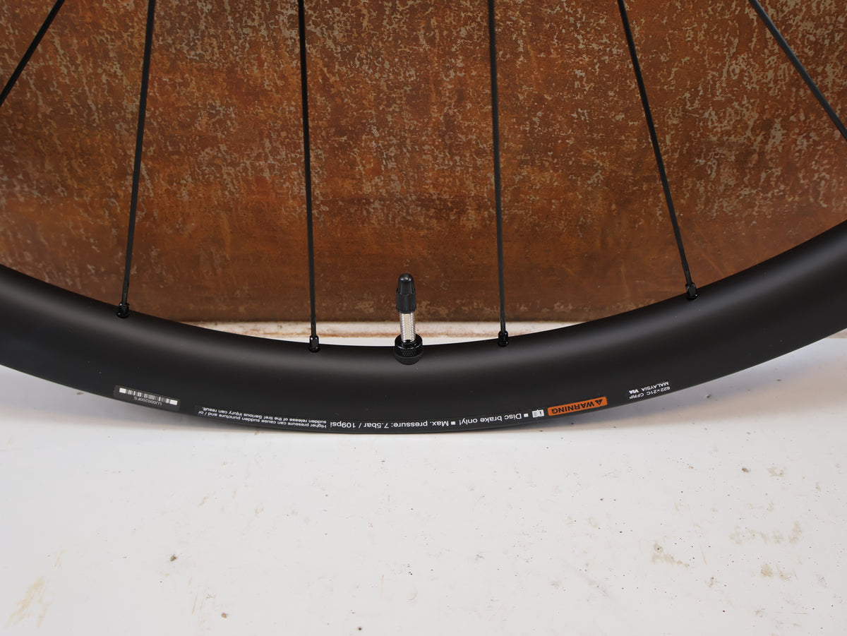 SHIMANO WH RS710 C32 CARBON LAUFRADSATZ TUBELESS 28 ZOLL HG