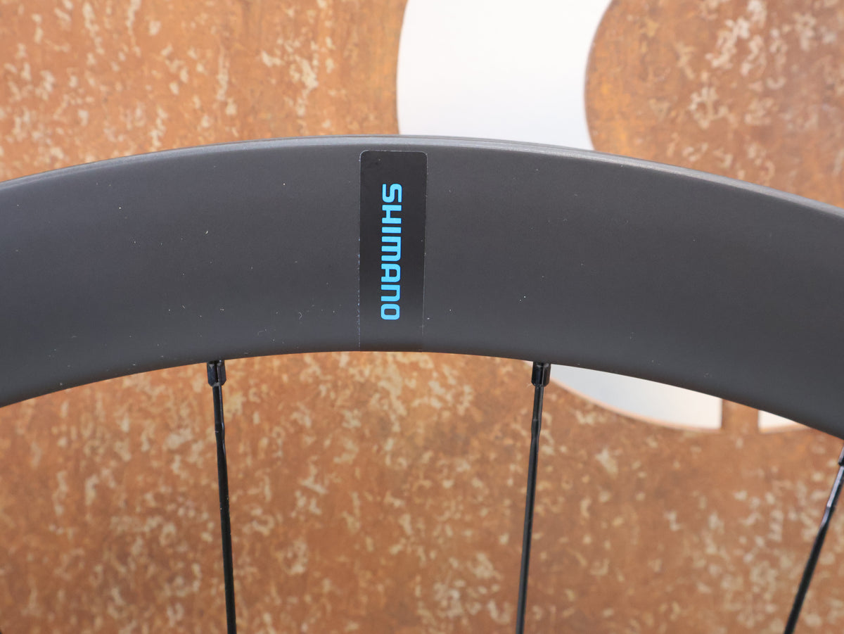 SHIMANO WH RS710 C46 CARBON LAUFRADSATZ TUBELESS 28 ZOLL HG