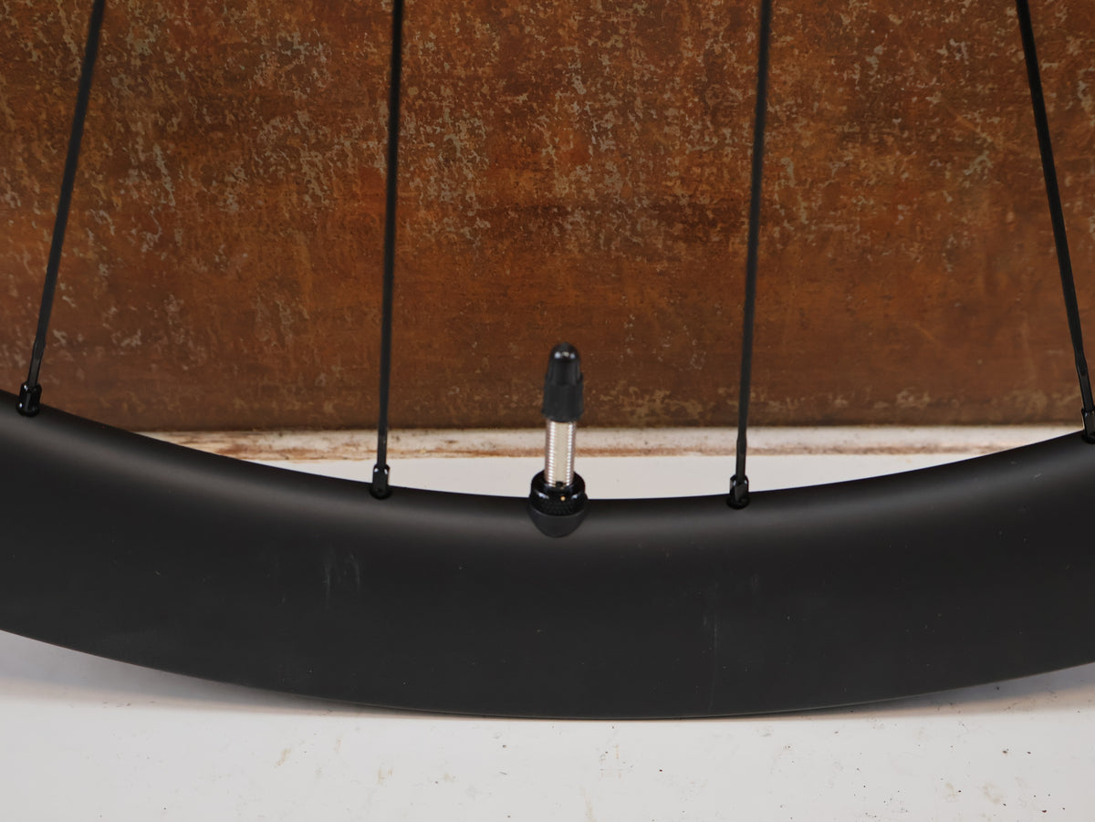 SHIMANO WH RS710 C46 CARBON LAUFRADSATZ TUBELESS 28 ZOLL HG
