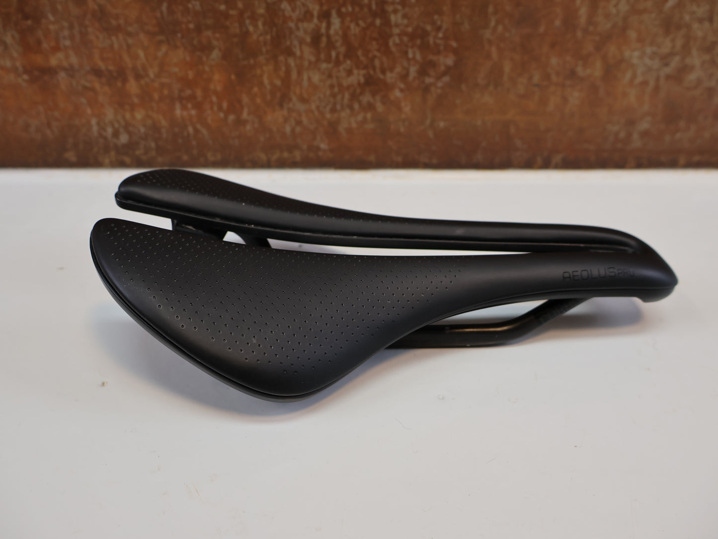 BONTRAGER AEOLUS PRO FAHRADSATTEL 145MM
