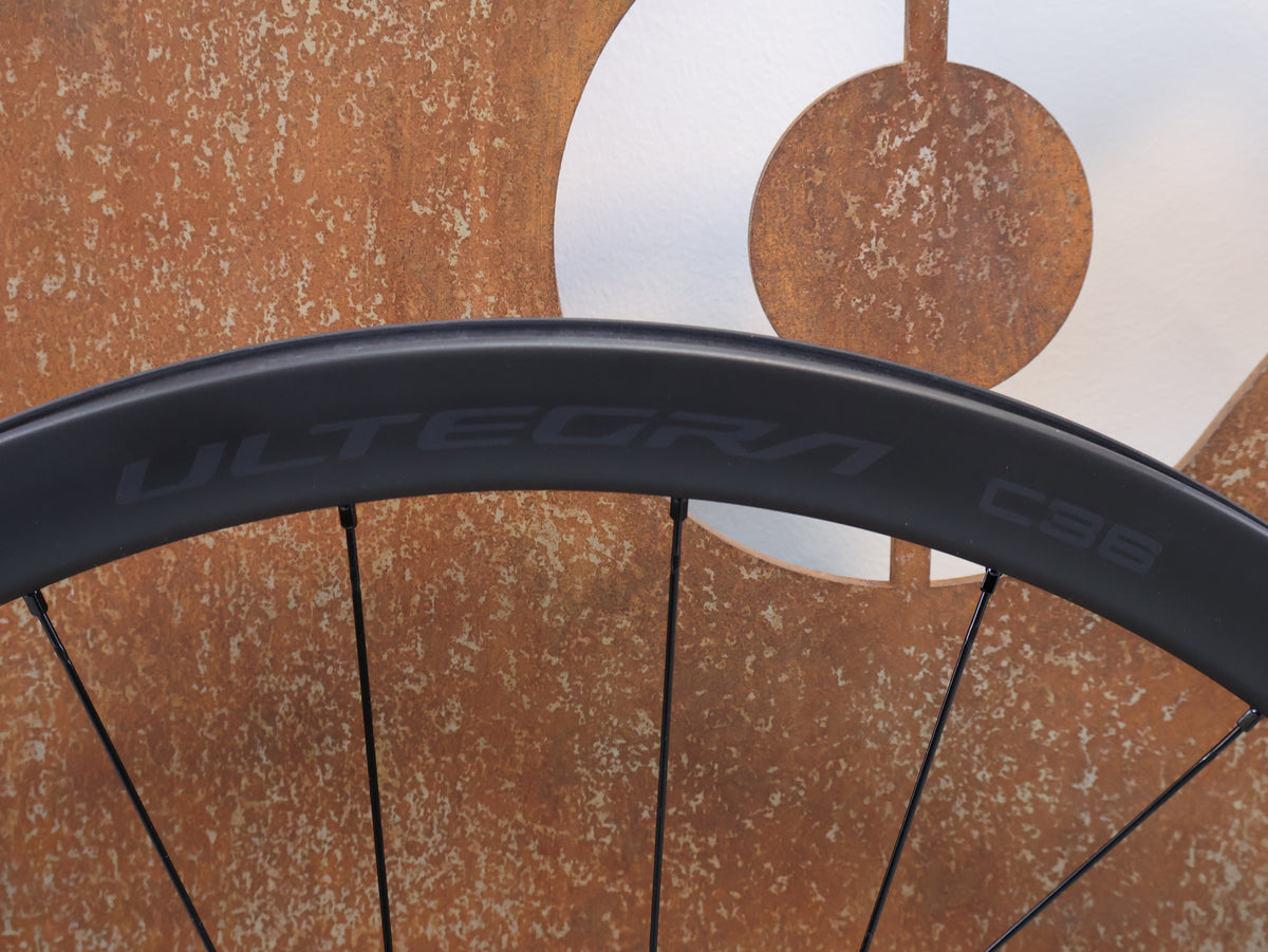 SHIMANO ULTEGRA WH R8170 C36 CARBON LAUFRADSATZ TUBELESS HG