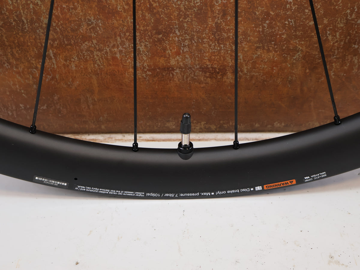 SHIMANO ULTEGRA WH R8170 C36 CARBON LAUFRADSATZ TUBELESS HG