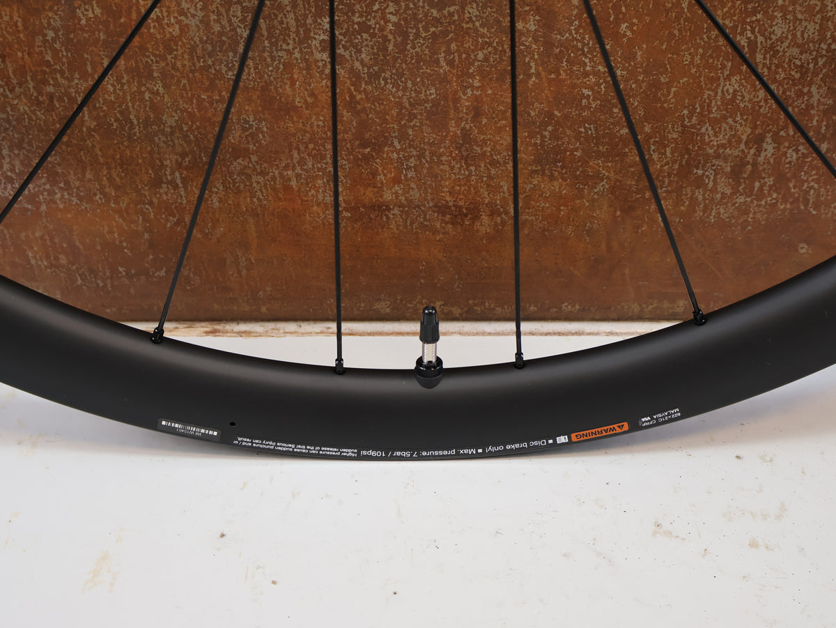SHIMANO ULTEGRA WH R8170 C36 CARBON LAUFRADSATZ TUBELESS HG