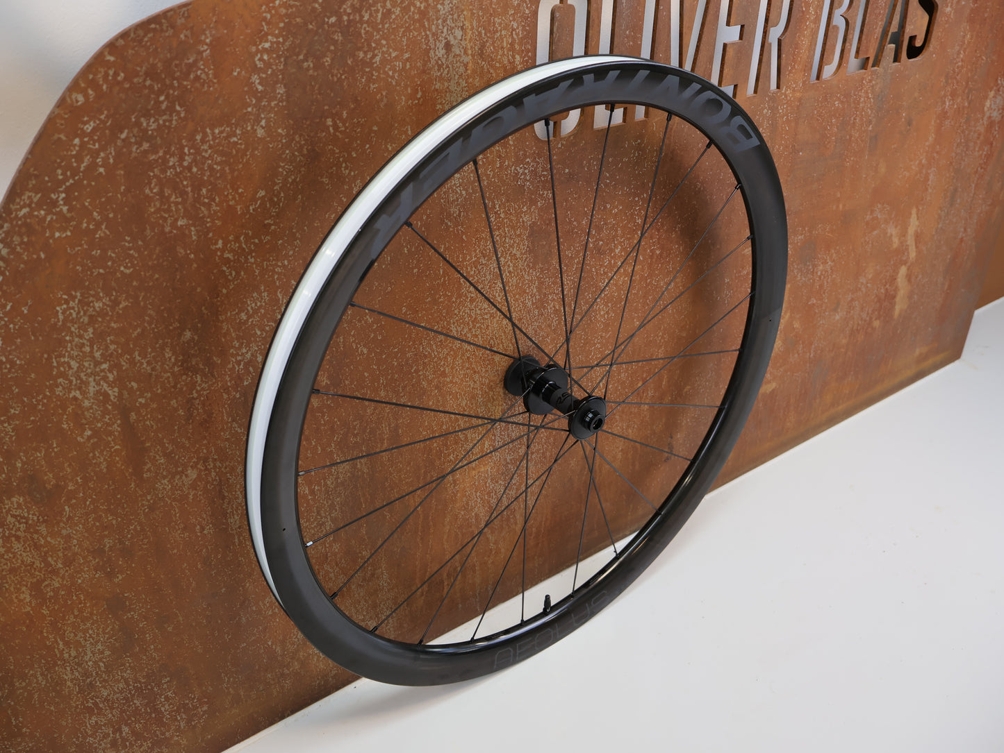 BONTRAGER AEOLUS RSL 37V CARBON LAUFRADSATZ / 25 MM INNENWEITE / DT 240 / XDR