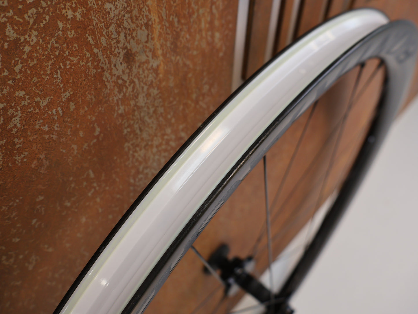 BONTRAGER AEOLUS RSL 37V CARBON LAUFRADSATZ / 25 MM INNENWEITE / DT 240 / XDR
