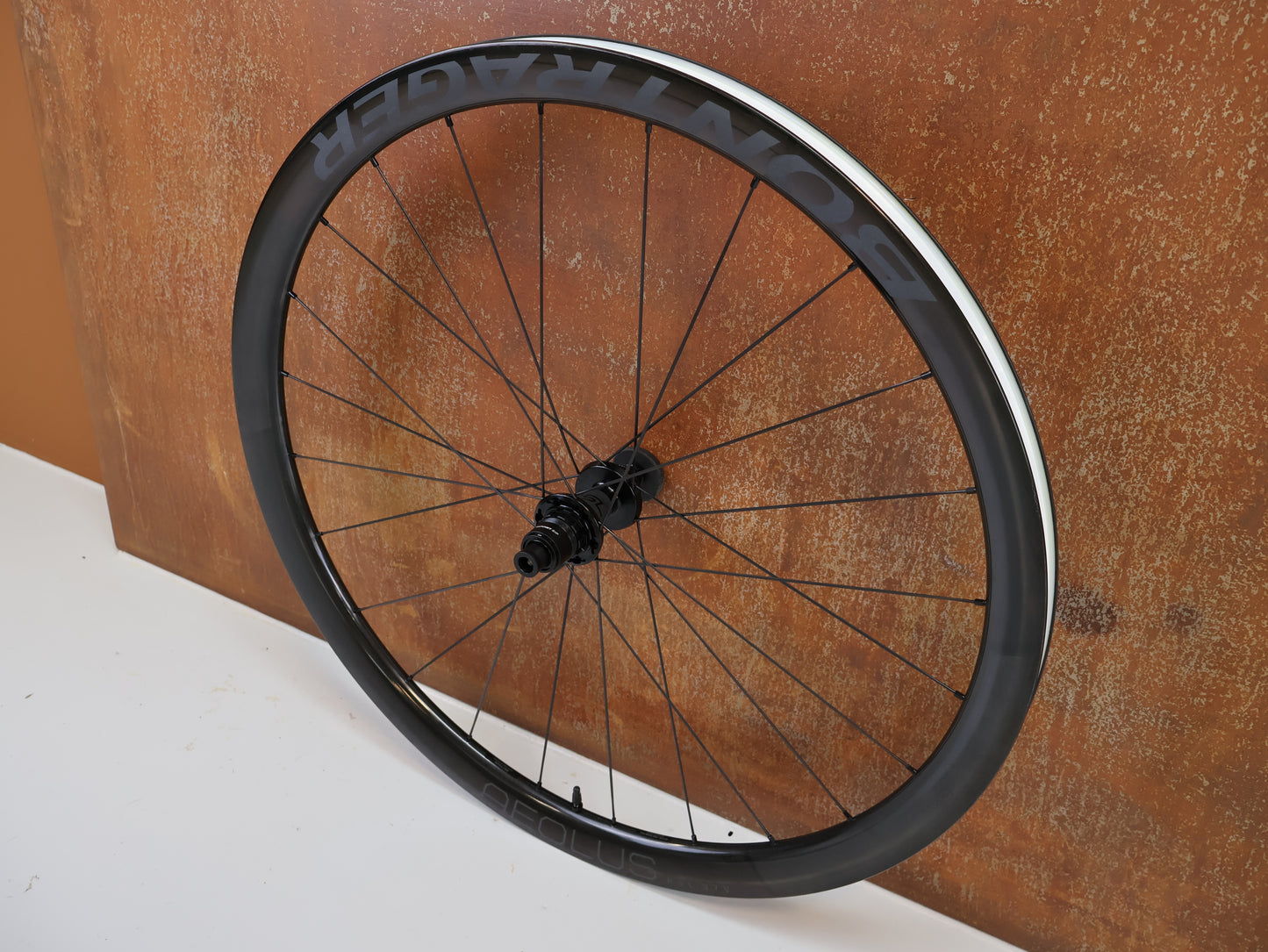 BONTRAGER AEOLUS RSL 37V CARBON LAUFRADSATZ / 25 MM INNENWEITE / DT 240 / XDR