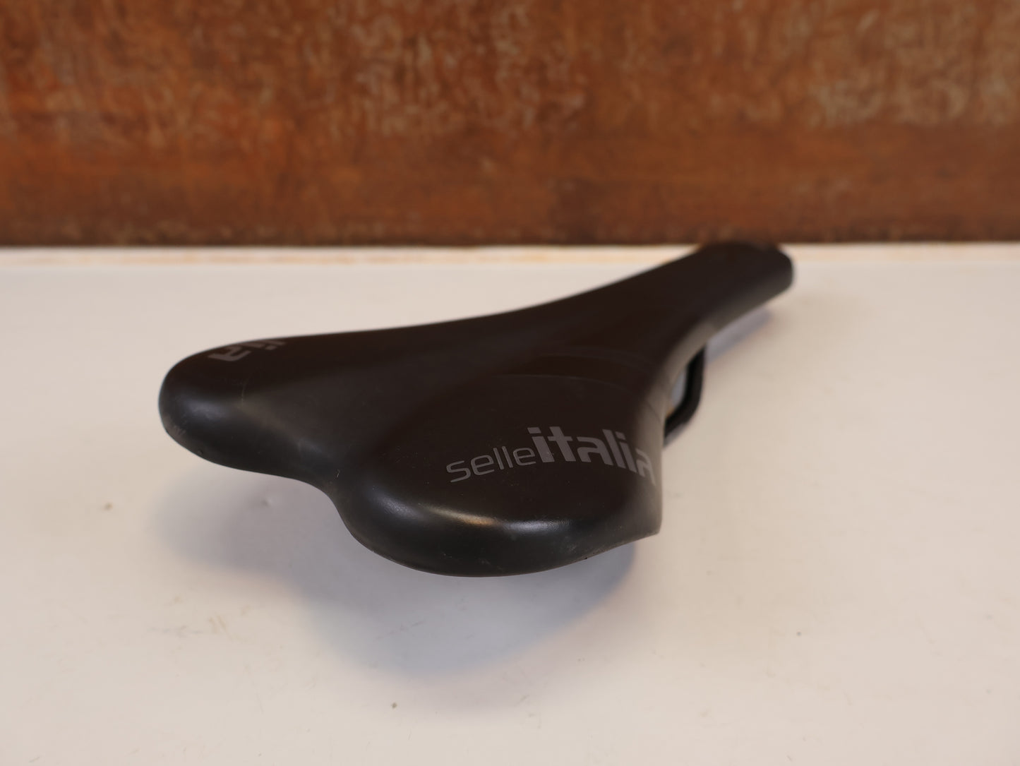 SELLE ITALIA X1 SATTEL / 135 MM / RENNRAD MTB / FEC ALLOY