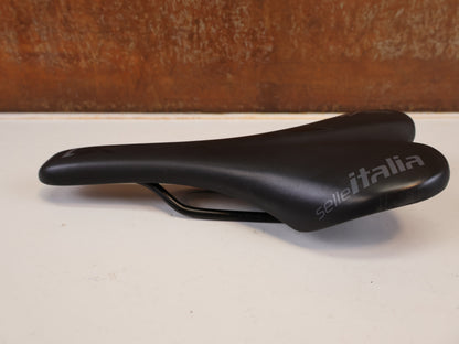 SELLE ITALIA X1 SATTEL / 135 MM / RENNRAD MTB / FEC ALLOY