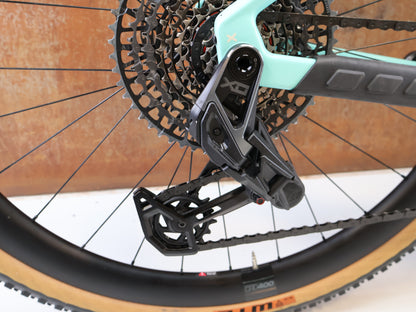 BMC URS 01 THREE GRAVEL BIKE / L / 2024 / SRAM X0 EAGLE TRANSMISSION