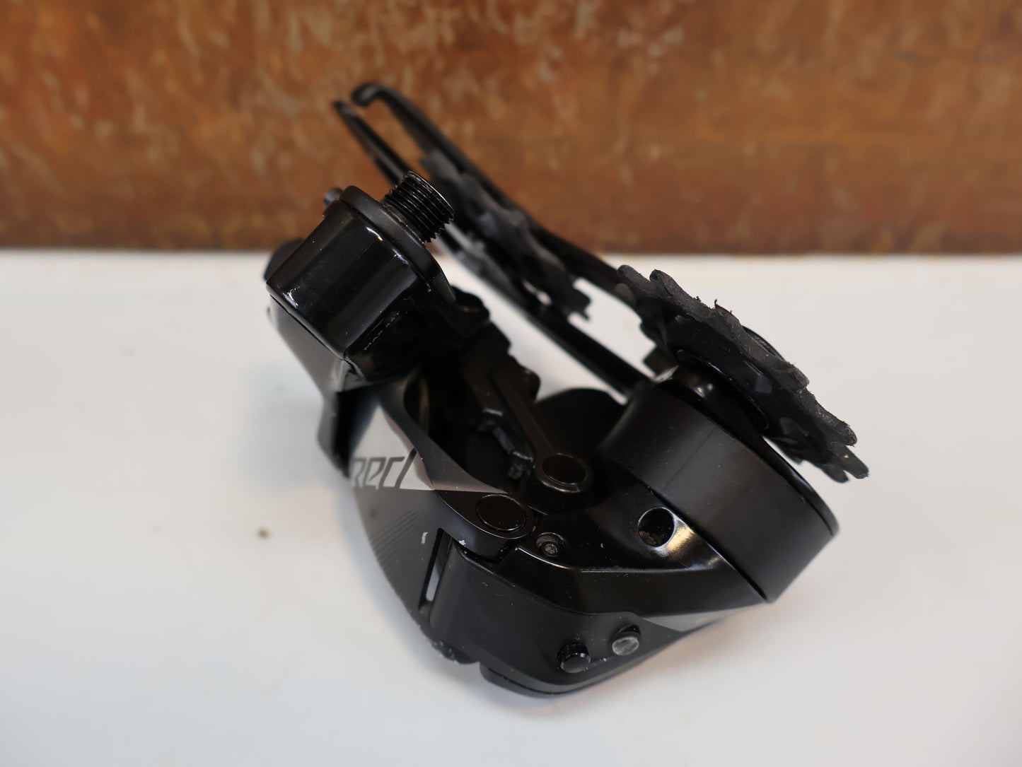 SRAM RED XPLR ETAP AXS SCHALTWERK / 12-FACH / 10-44T / KERAMIKLAGER