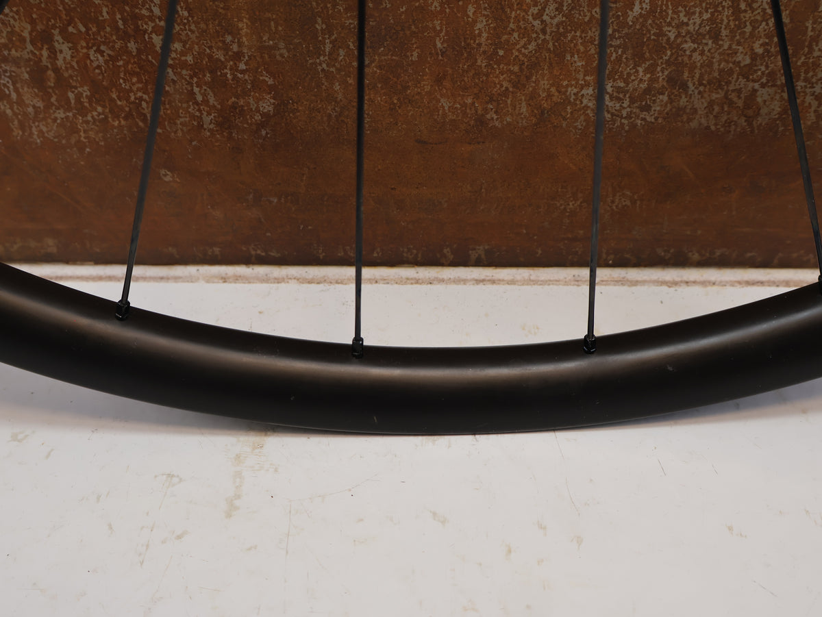 BONTRAGER KOVEE RSL 30 TEAM EDITION FRONT WHEEL 29 BOOST CARBON