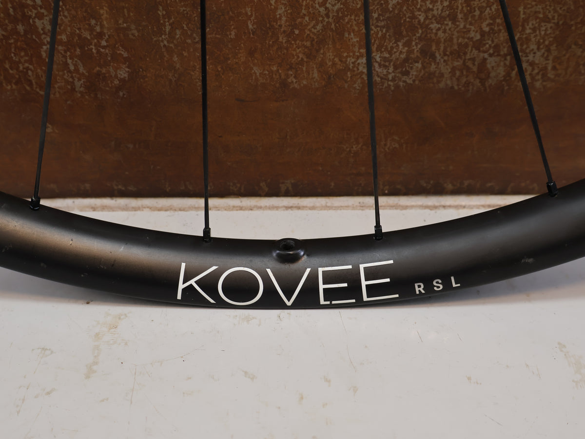BONTRAGER KOVEE RSL 30 TEAM EDITION FRONT WHEEL 29 BOOST CARBON