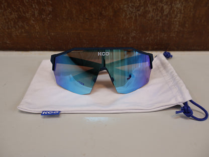 KOO RED BULL - BORA HANSGROHE ALIBI SUNGLASSES / MATTE BLUE