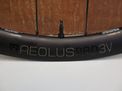 BONTRAGER AEOLUS PRO 3V CARBON LAUFRADSATZ / 25 MM INNENWEITE / RAPID DRIVE 108 / XDR