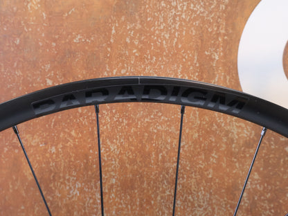 Bontrager Paradigm 23 TLR Laufradsatz 28 Zoll Disc HG