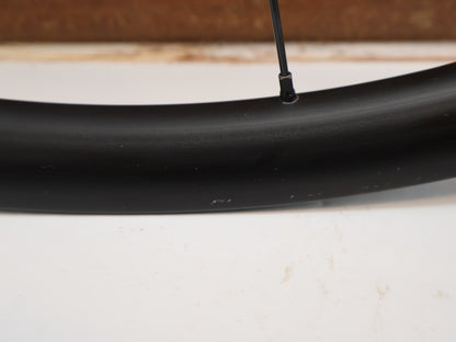 Bontrager Paradigm 23 TLR Laufradsatz 28 Zoll Disc HG