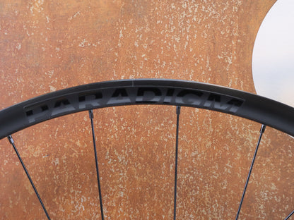 Bontrager Paradigm 23 TLR Laufradsatz 28 Zoll Disc HG