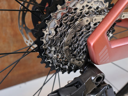 BMC ROADMACHINE 01 THREE / GRÖSSE 54 CM / SRAM FORCE AXS / CRD-321 SL CARBON
