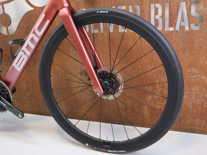 BMC ROADMACHINE 01 THREE / GRÖSSE 54 CM / SRAM FORCE AXS / CRD-321 SL CARBON