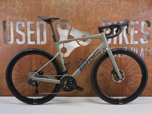 BMC ROADMACHINE 01 TWO / GRÖSSE 56 CM / SHIMANO DURA-ACE DI2 / 7,6 KG