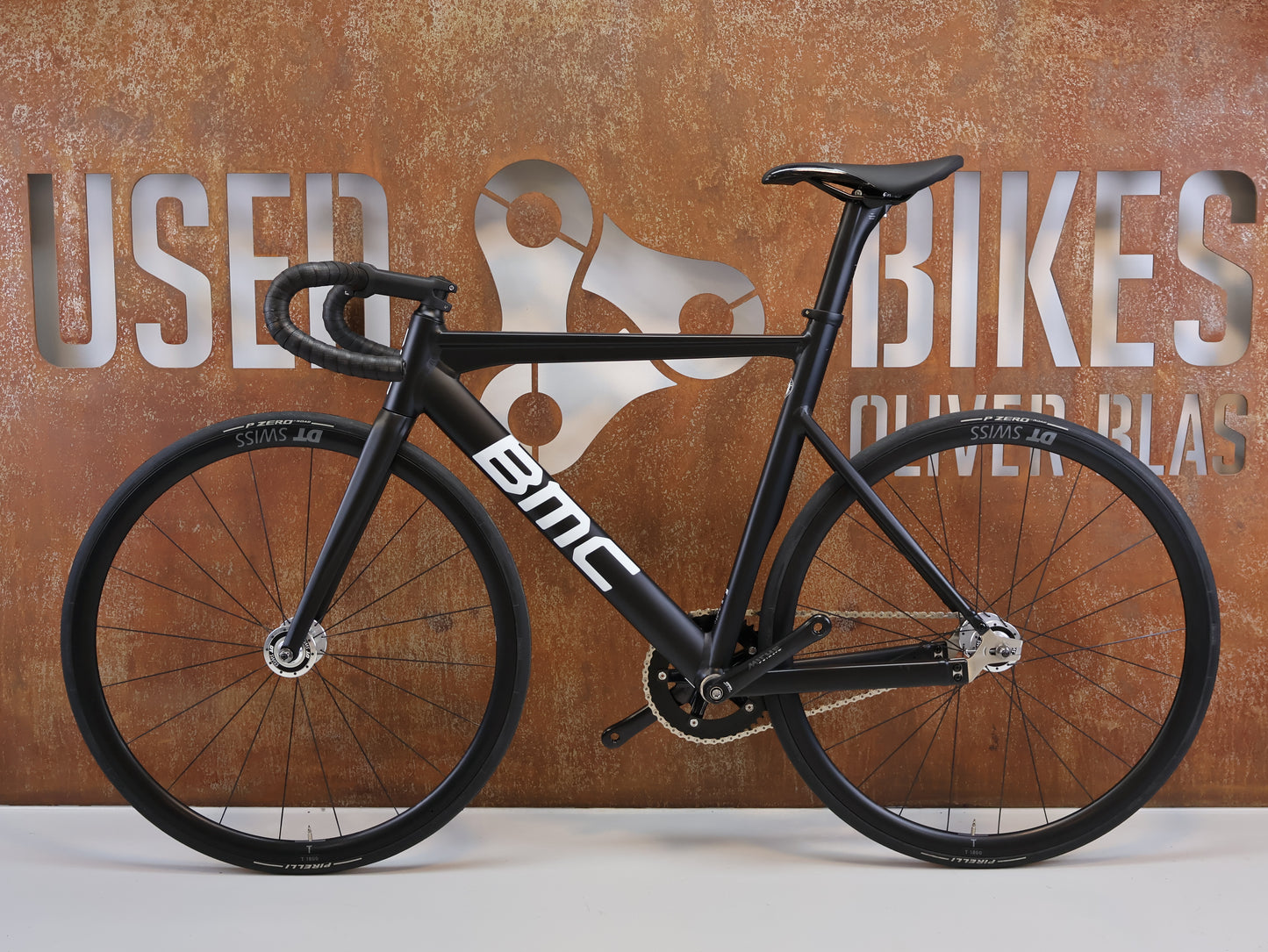 BMC TRACKMACHINE AL ONE / BAHNRAD / GRÖSSE M / DT SWISS T 1800 / BLACK