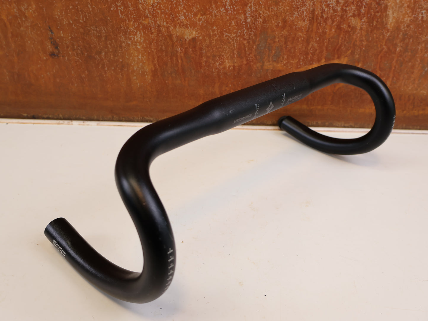 SPECIALIZED EXPERT ALLOY SHALLOW BEND RENNRADLENKER / 380MM / 31.8MM
