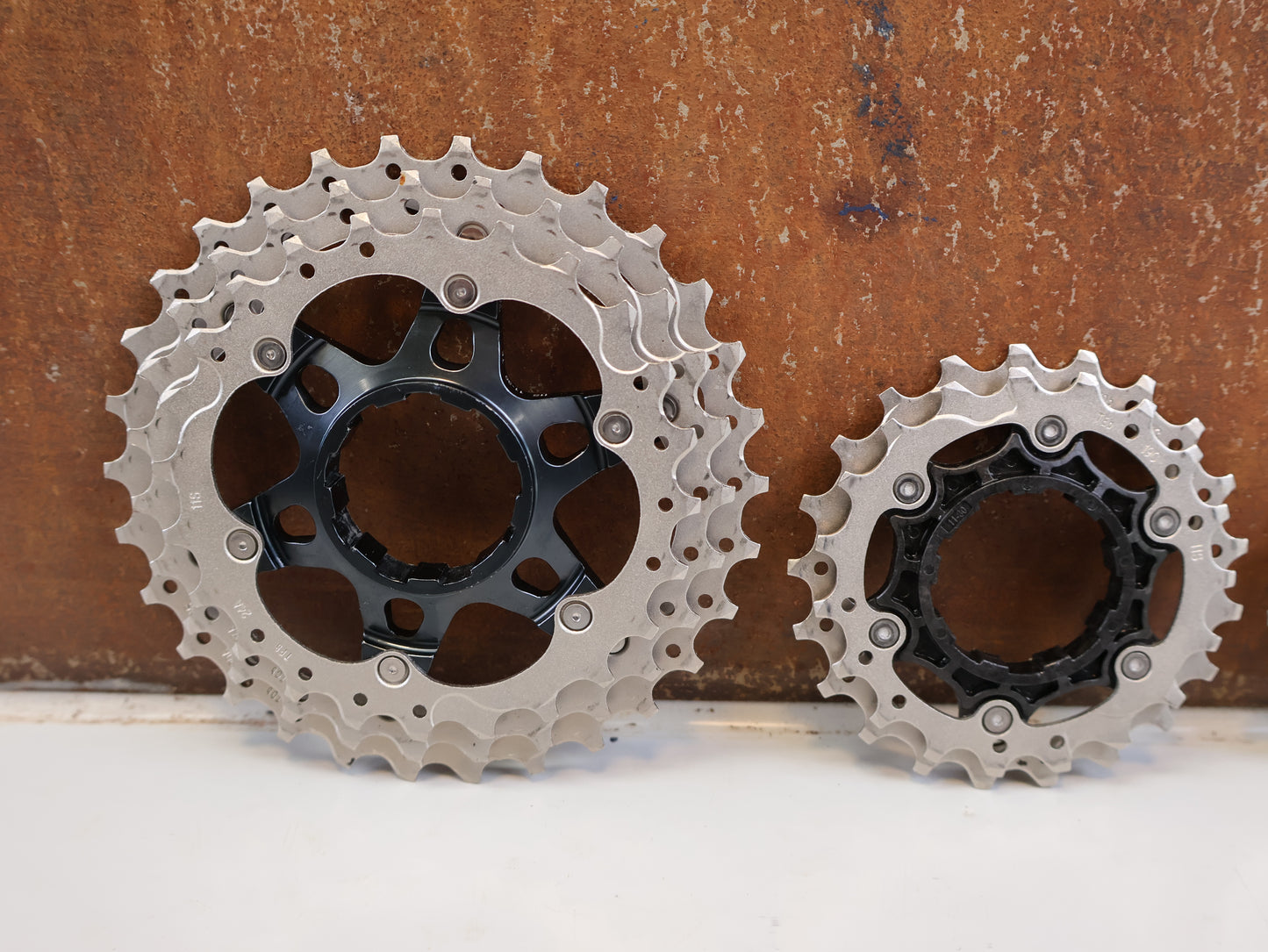 SHIMANO ULTEGRA KASSETTE CS-R8000 11 FACH 11-30 ZÄHNE