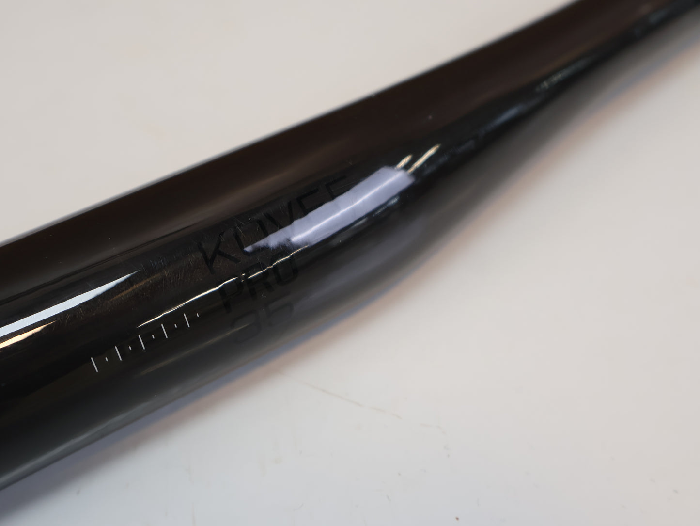 BONTRAGER KOVEE PRO CARBON 35 / MTB-LENKER / 720 MM / 159 G / BLACK