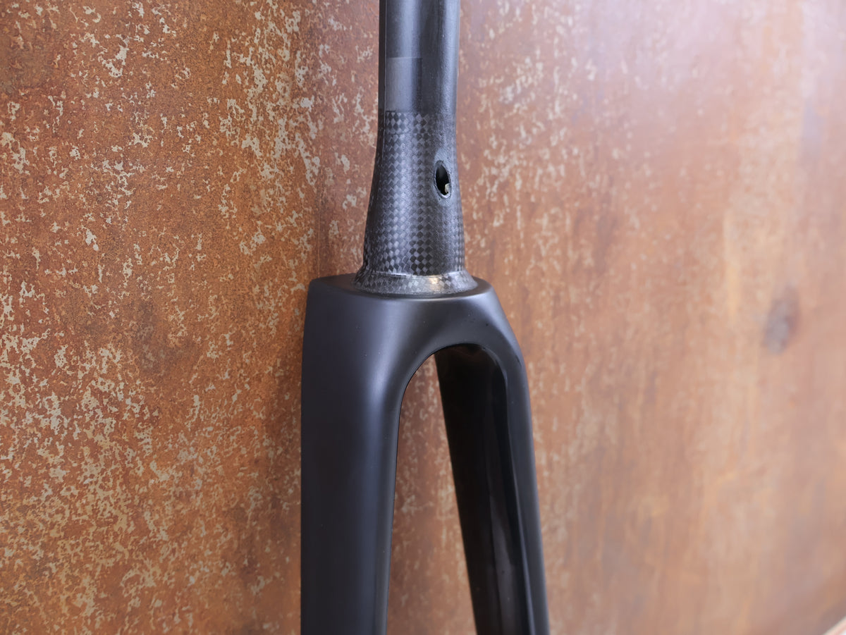 Trek Madone SLR Gen 8 Gabel 700C 40mm Rake Matte Carbon Smoke