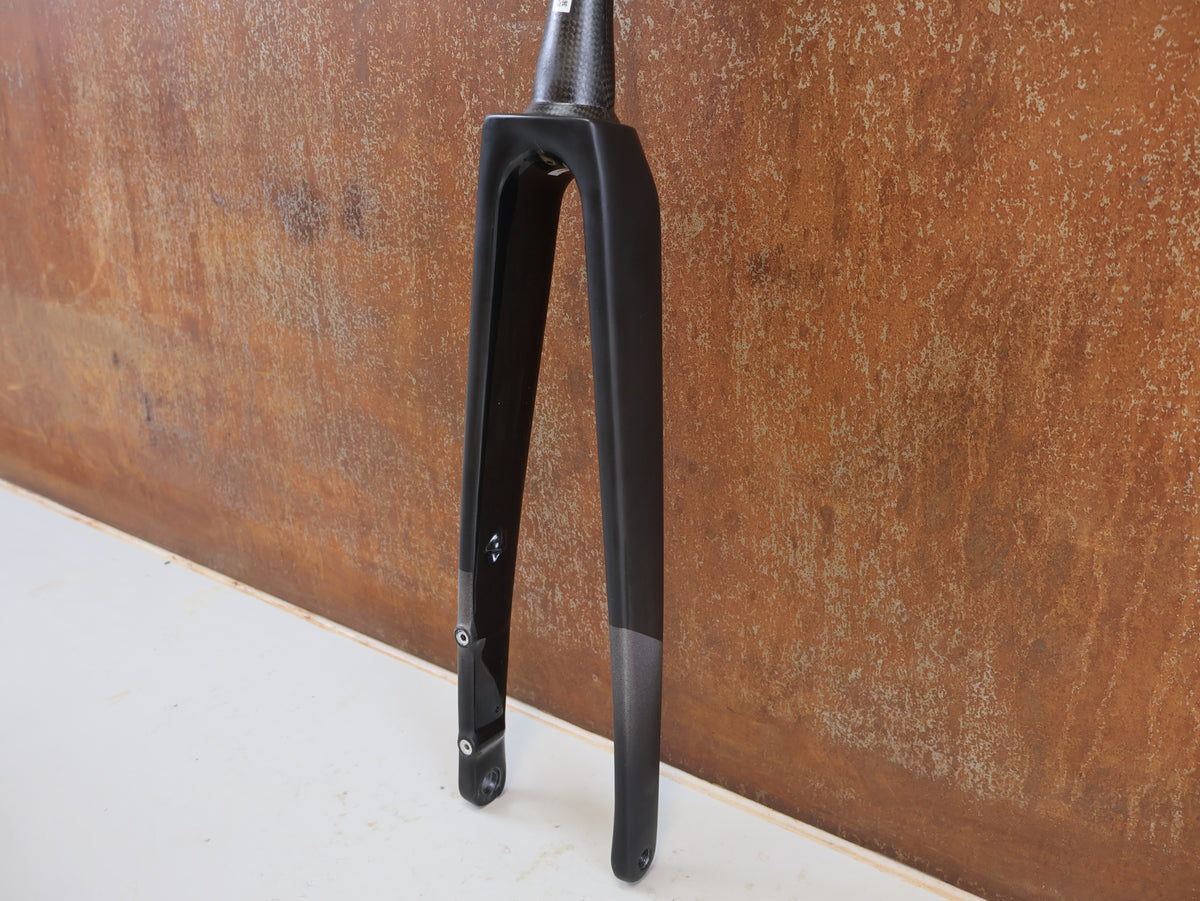 Trek Madone SLR Gen 8 Gabel 700C 40mm Rake Matte Carbon Smoke