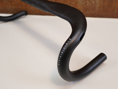 BONTRAGER ELITE AERO VR-CF LENKER / 420 MM / ALUMINIUM / AERO