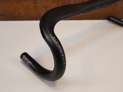 BONTRAGER ELITE AERO VR-CF LENKER / 420 MM / ALUMINIUM / AERO