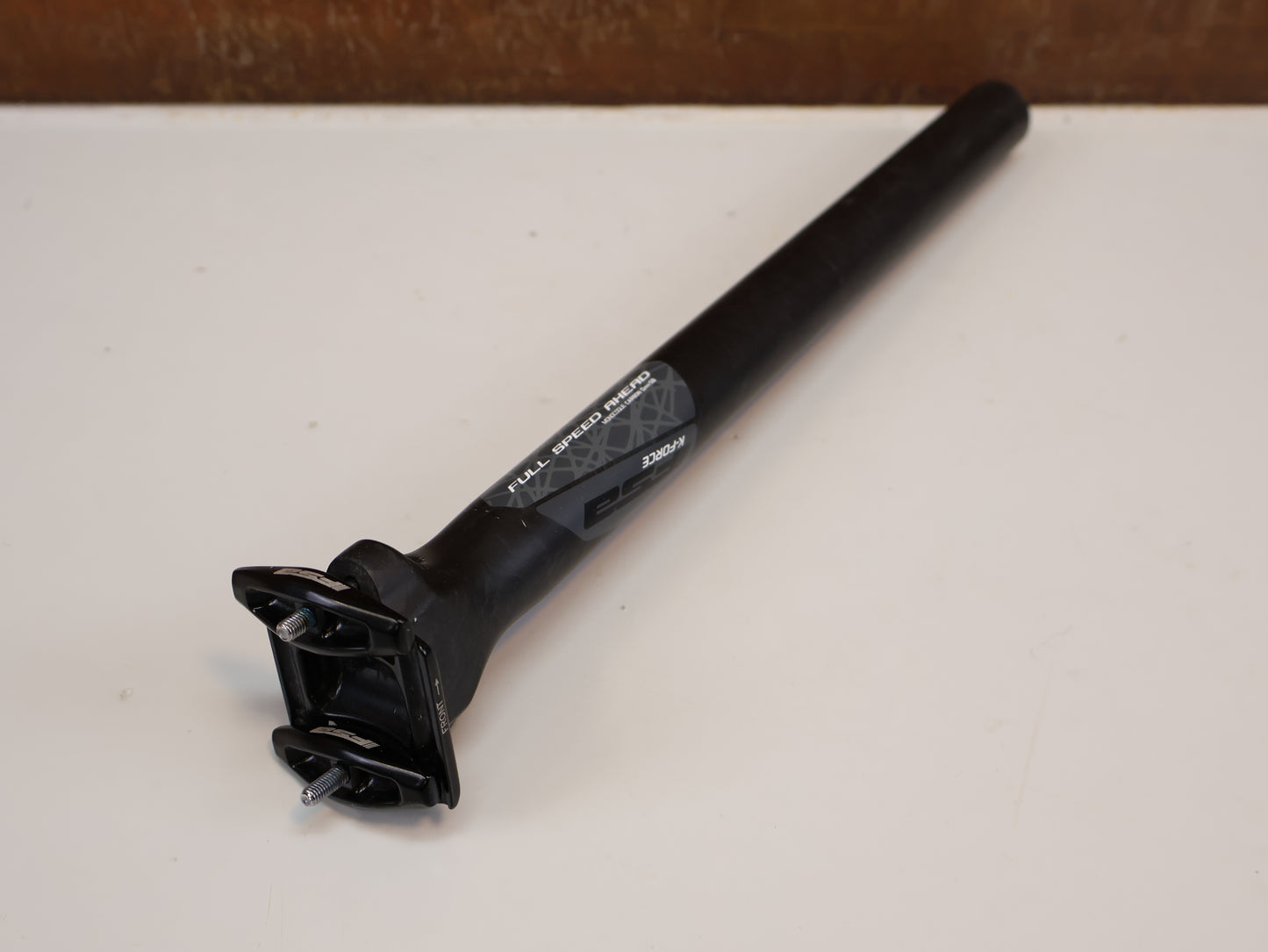 FSA K-FORCE CARBON SATTELSTÜTZE / 31.6 MM / 400 MM / 0 MM SETBACK / 211 G