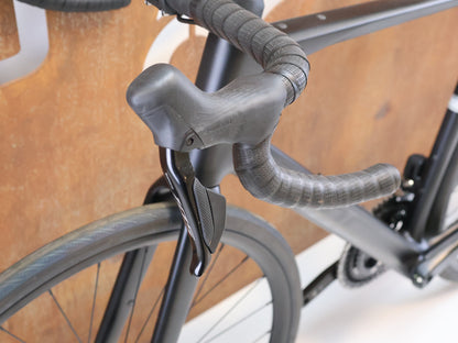 BMC ROADMACHINE TWO / GRÖSSE 56 / SHIMANO 105 DI2 / CARBON BLACK