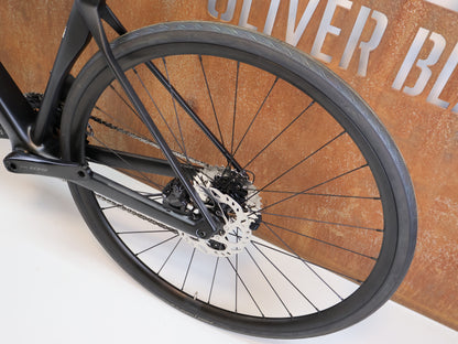 BMC ROADMACHINE TWO / GRÖSSE 56 / SHIMANO 105 DI2 / CARBON BLACK