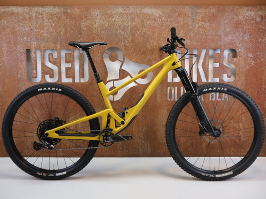 SCOR 2030 NX / GRÖSSE M/L / FULL CARBON / ROCKSHOX PIKE / NOT YELLOW