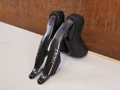 SRAM RED AXS E1 Schalt-Bremshebel Set Flatmount Scheibenbremse