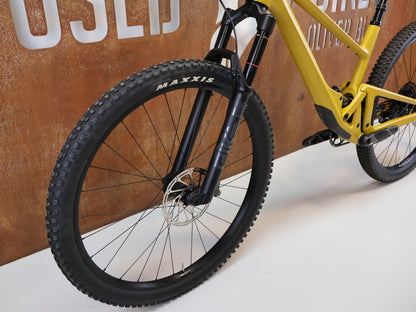 SCOR 2030 NX / GRÖSSE M/L / FULL CARBON / ROCKSHOX PIKE / NOT YELLOW