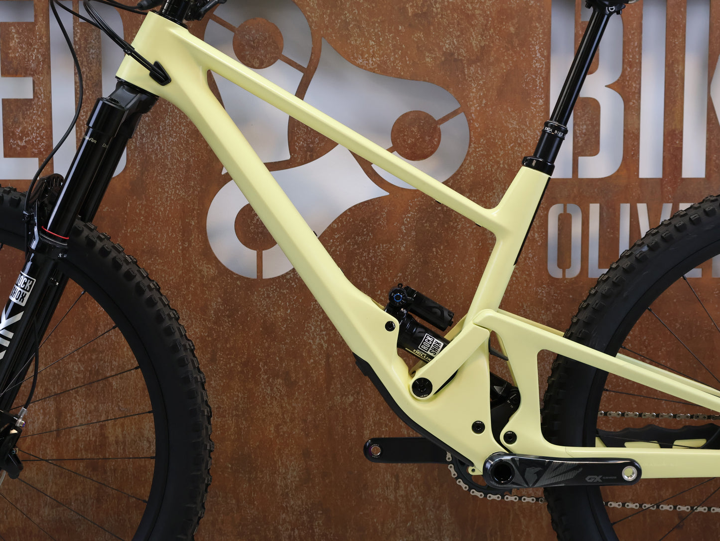 SCOR 4060 ST GX / GRÖSSE M / FULL CARBON / ROCKSHOX ULTIMATE / LEMON FROST
