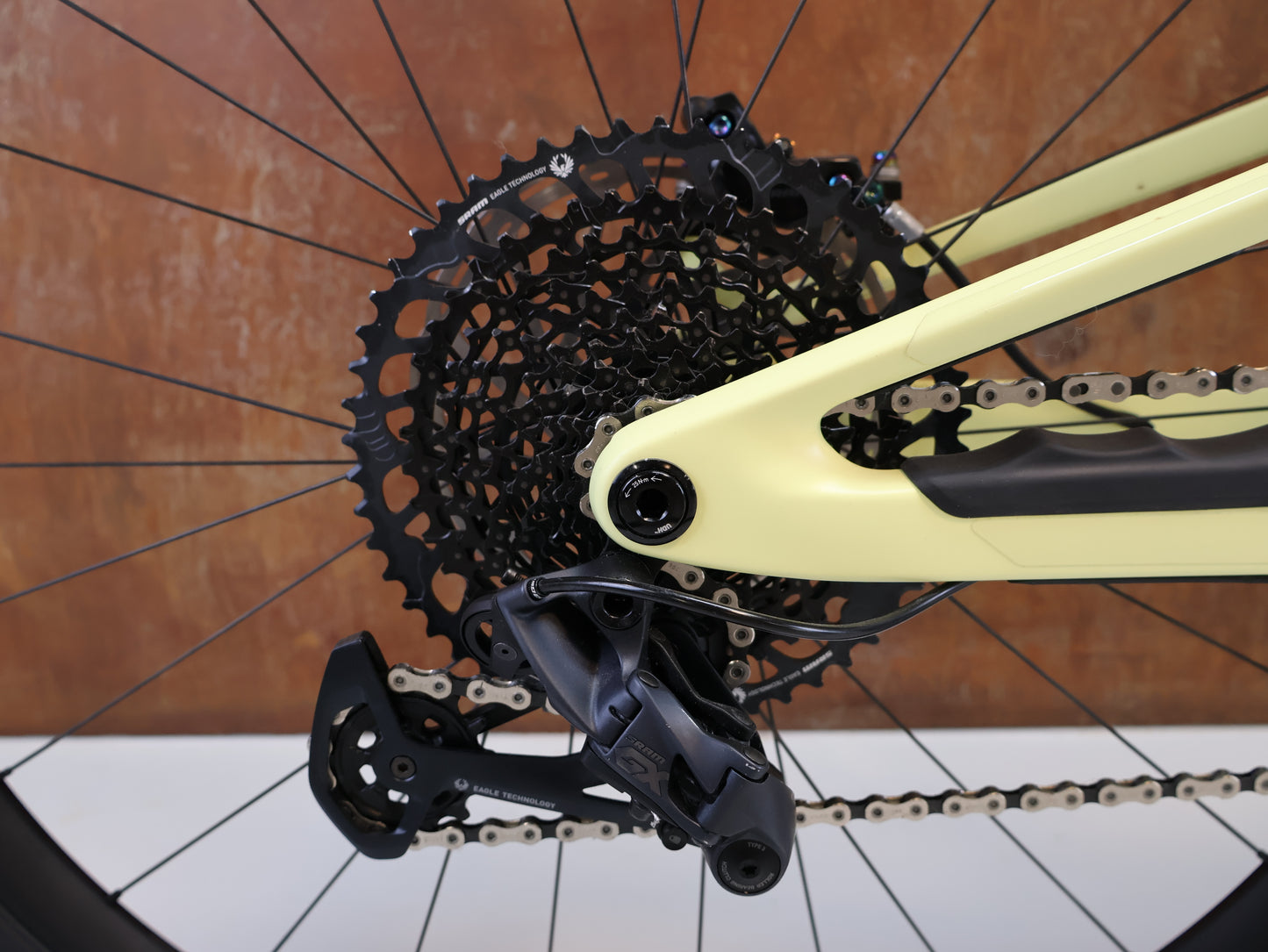SCOR 4060 ST GX / GRÖSSE M / FULL CARBON / ROCKSHOX ULTIMATE / LEMON FROST