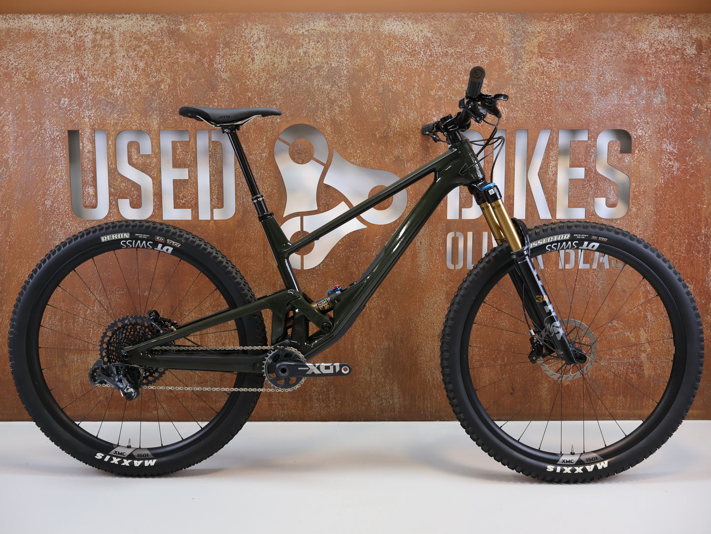 SCOR 2030 X01 / GRÖSSE M/L / FULL CARBON / FOX FACTORY / DT SWISS XMC 1501