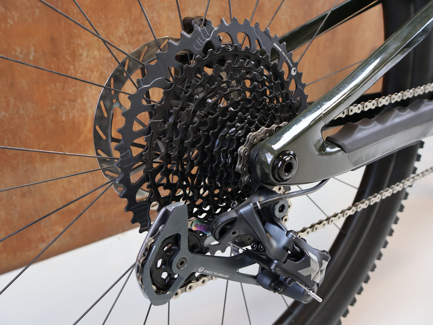 SCOR 2030 X01 / GRÖSSE M/L / FULL CARBON / FOX FACTORY / DT SWISS XMC 1501