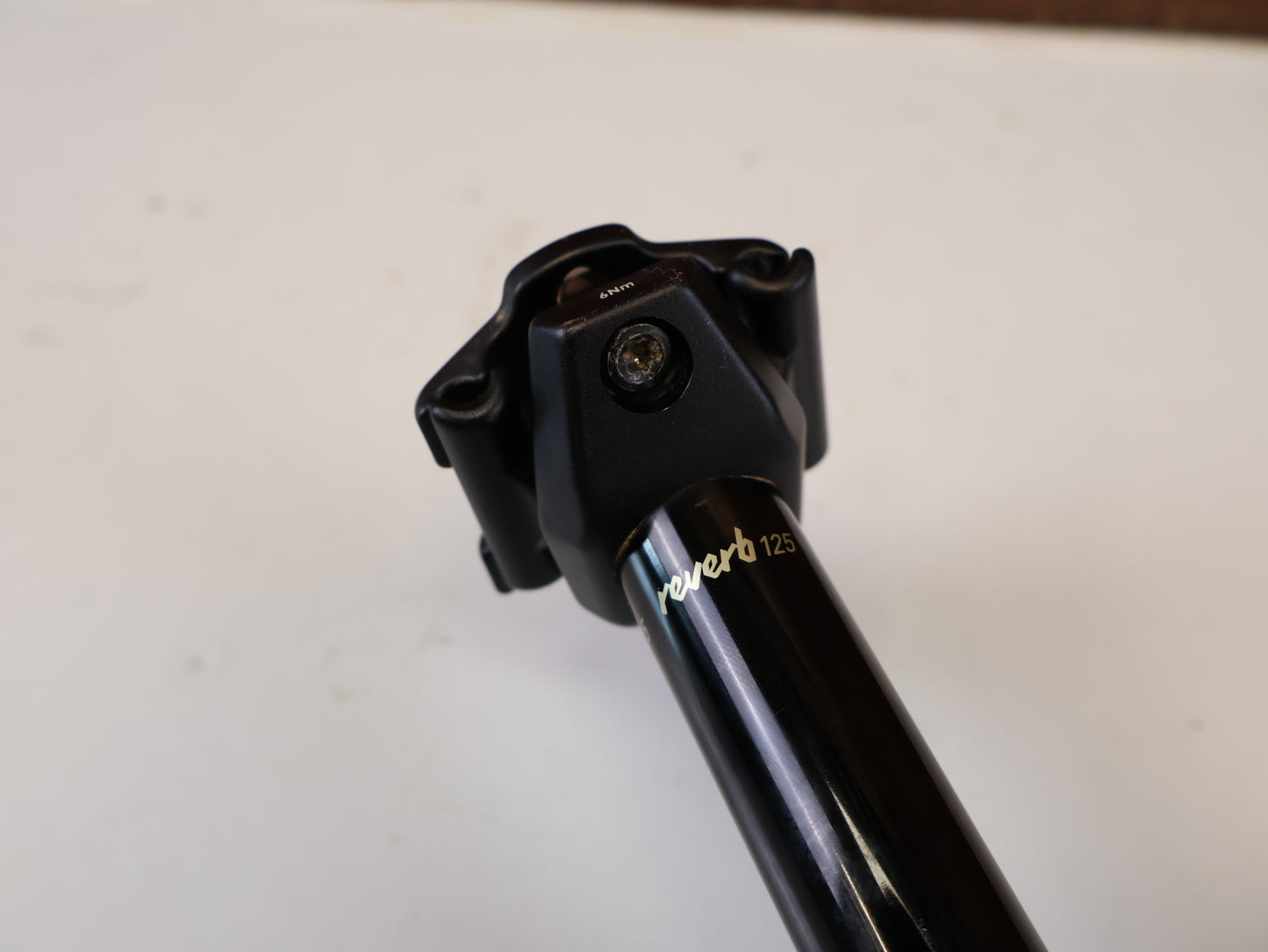 ROCKSHOX REVERB AXS B1 SATTELSTÜTZE / 31.6 MM / 125 MM HUB