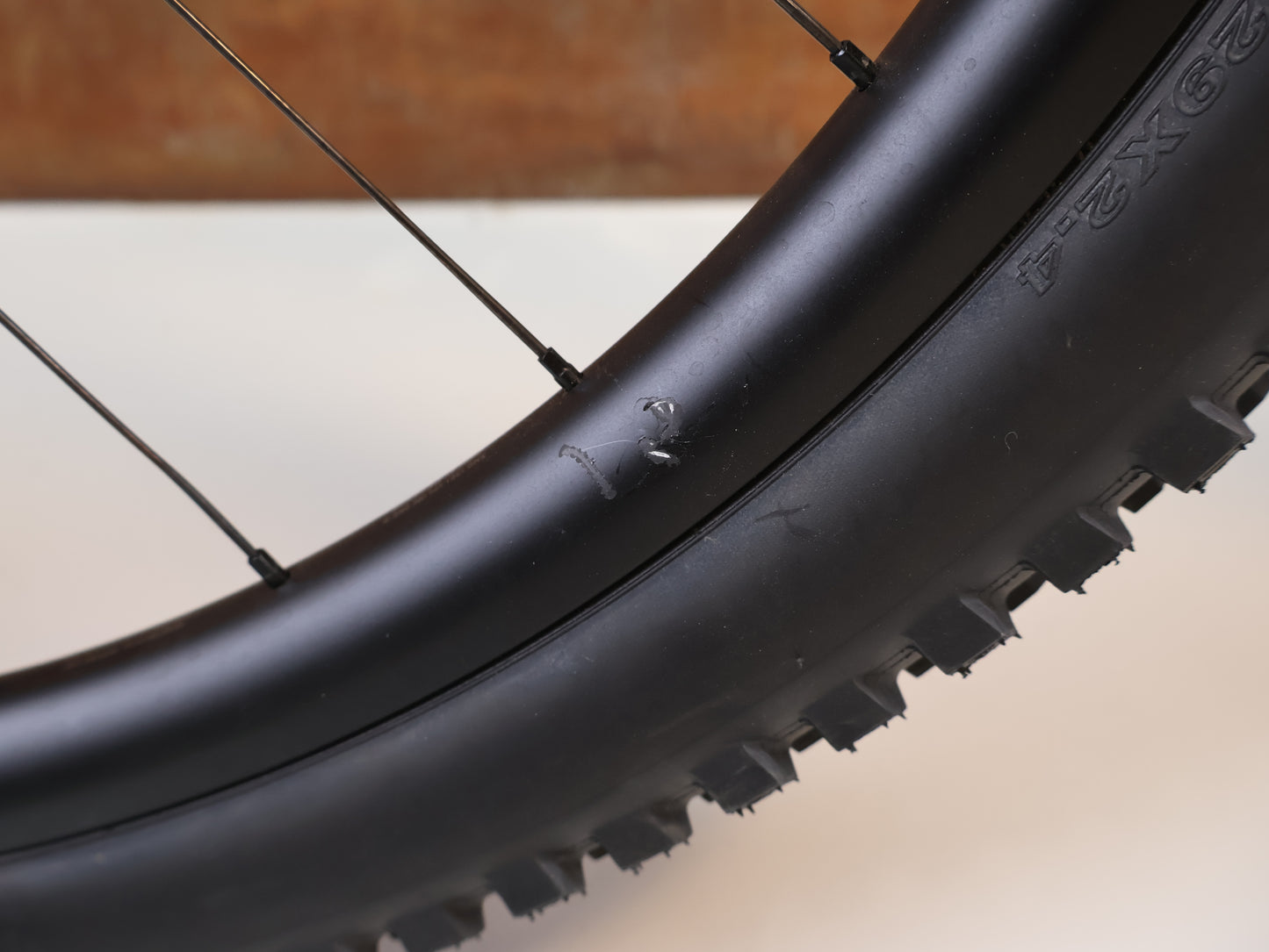 SCOR 2030 X01 / GRÖSSE M/L / FULL CARBON / FOX FACTORY / DT SWISS XMC 1501