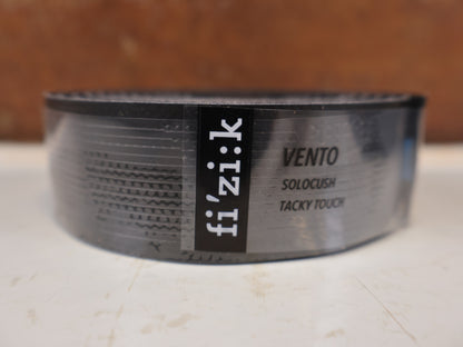 FIZIK VENTO SOLOCUSH TACKY LENKERBAND 2.7MM BLACK
