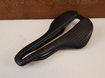 TREK BONTRAGER AEOLUS PRO AIRLOOM CARBON SATTEL 145 MM 3D