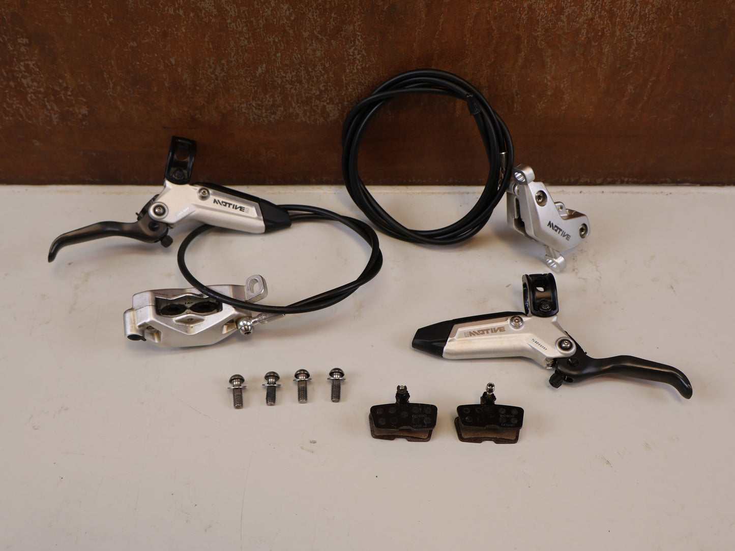 SRAM MOTIVE ULTIMATE STEALTH V2 SCHEIBENBREMSE SET/ 4-KOLBEN