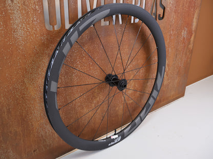 Zipp 303 SW Carbon Wheelset Tubeless Disc SRAM AXS Sensor