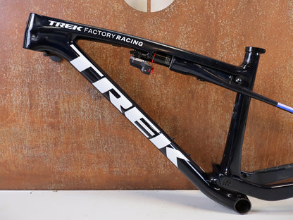 TREK SUPERCALIBER SLR RAHMEN / GRÖßE M / FACTORY TEAM NAVY SMOKE