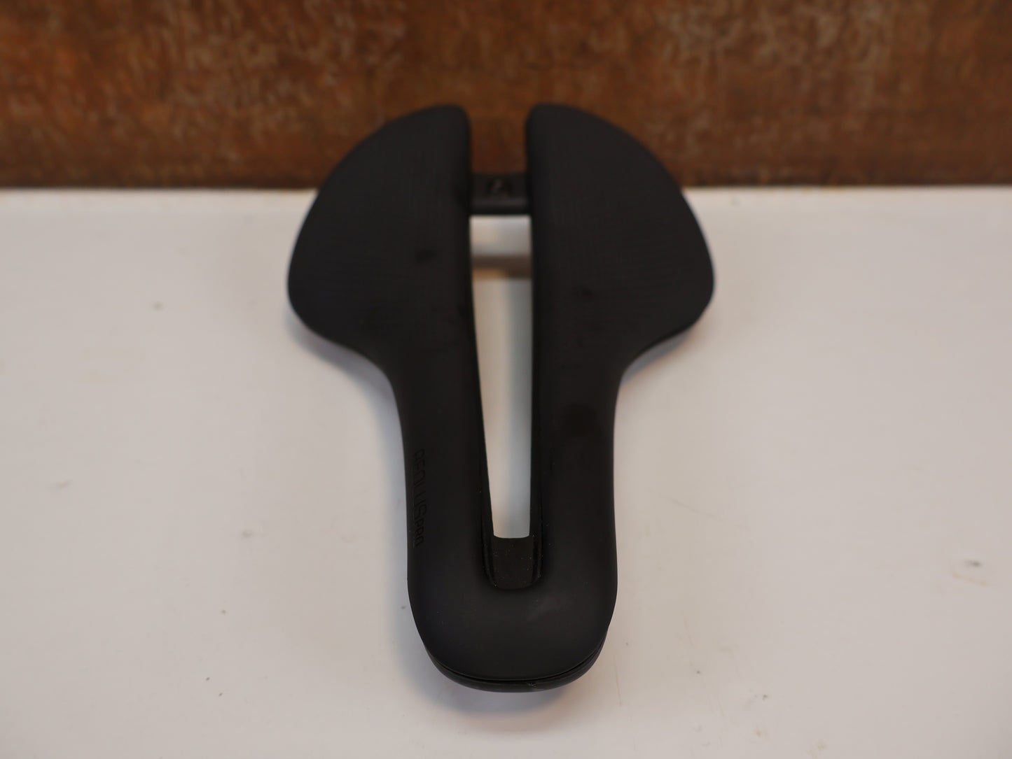 BONTRAGER AEOLUS PRO SATTEL / 155 MM / CARBON-STREBEN / AERO-PERFORMANCE